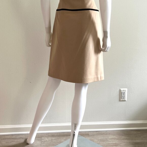 Vintage C2000s ANN TAYLOR Loft, Camel Tan Wool Blend Skirt, Velvet Trim, 8 - Picture 5 of 6